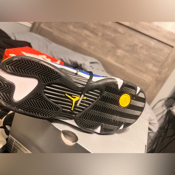 Retro 14s - Picture 2 of 2